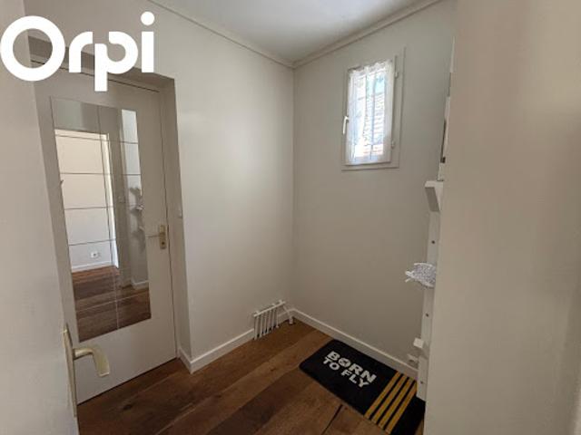 Location Maison de ville 5 pièces 139.14 m2 Montigny le Bretonneux
