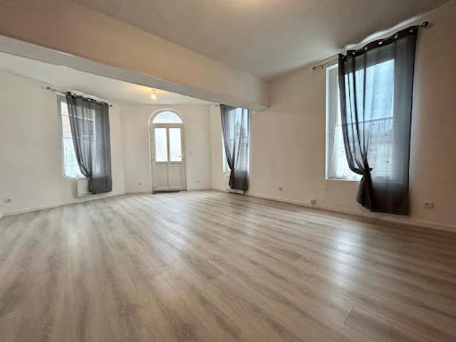Location Maison de ville 5 pièces 92.64 m2 Saint Saëns