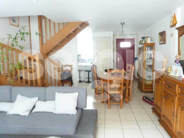 location maison de ville 88 m² les ponts de ce 49130