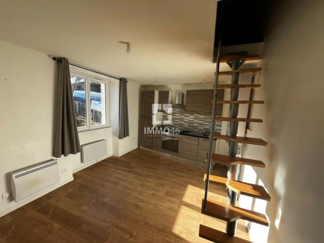 Location maison de ville Gramat 46500, 26m², 2 pièces. mais lou sar
