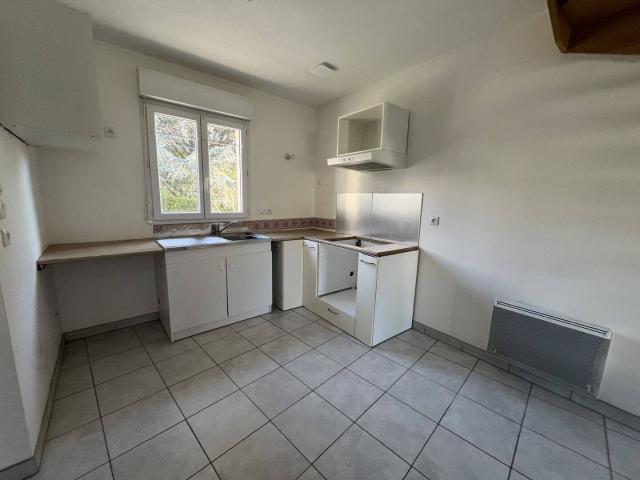 Location Maison F3 896.22€