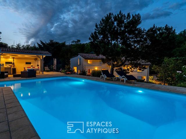 Location Maison familiale dans un cadre bucolique à SAINT CYR AU MONT D OR 250 m2 Espaces Atypiques LYON