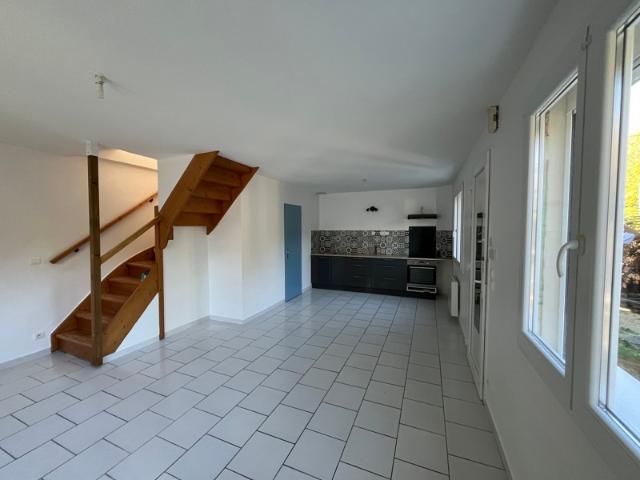 Location Maison Fargues St Hilaire 33370 3 pièces 62 m²