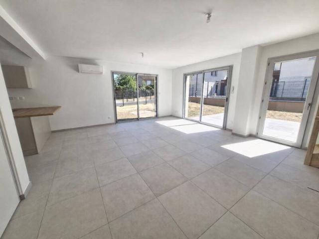 Location maison individuelle 5 pièces 105 m² Bourgoin Jallieu 38300 1 480 €