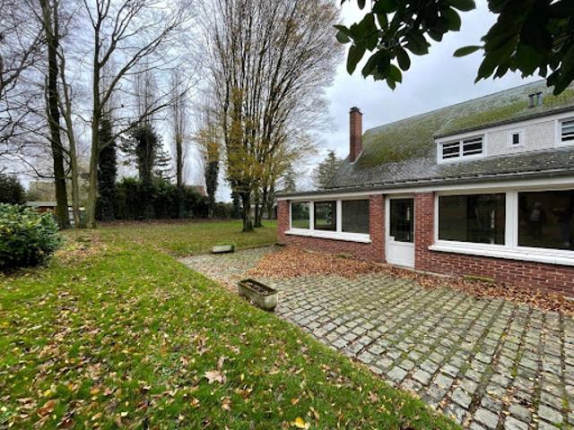 Location Maison individuelle 6 pièces 216 m2 Haspres