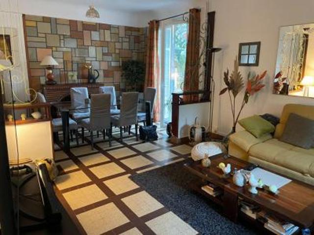 location maison istres 4 pièces 107 m2 bouches du rhone 13800 1450 € / mois