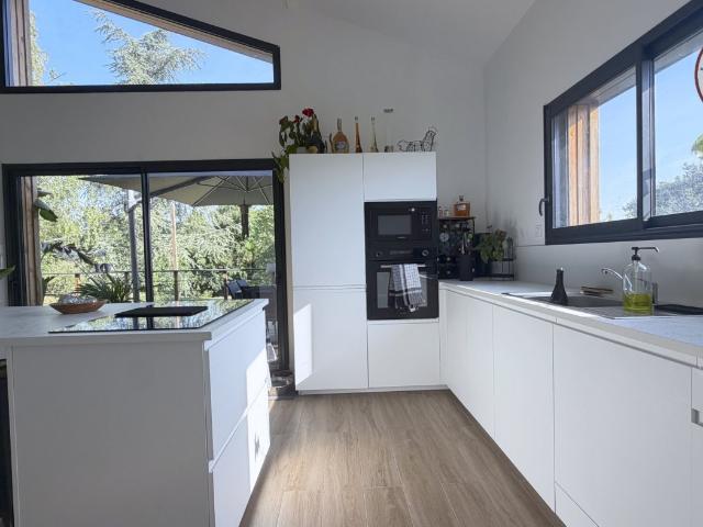 Location maison Le castera, 98m² 4 pièces 1 600€ avec terrasse