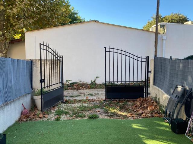 Location maison, m² T 1 à Aix en Provence, 935 €