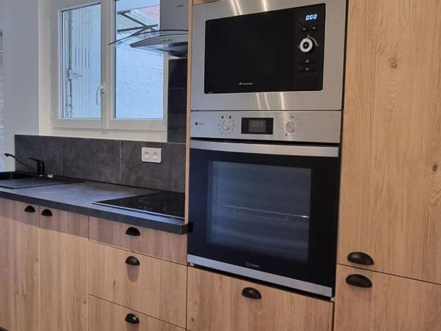 Location maison, m² T 2 à Beaumont de Lomagne, 665 €