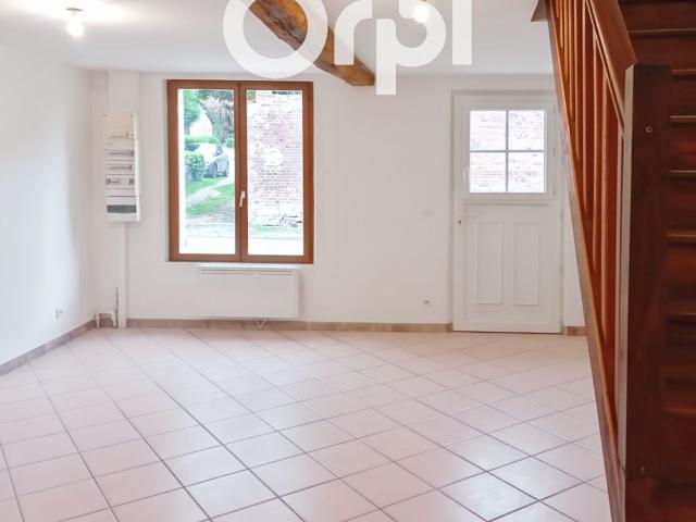 Location maison, m² T 2 à Mareuil la Motte, 550 €
