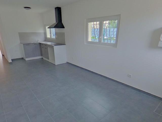 Location maison, m² T 2 à Montigny lès Cormeilles, 870 €