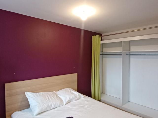 Location maison, m² T 2 à Saint Renan, 1 017 €