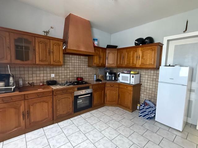 Location maison, m² T 3 à Tergnier, 690 €