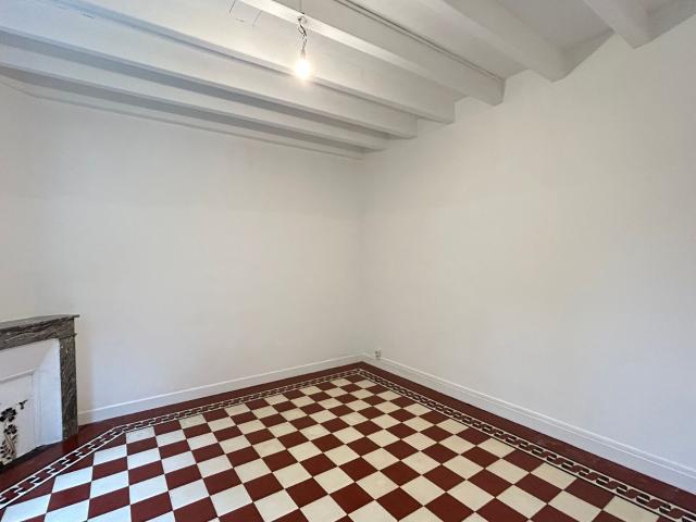 Location maison, m² T 3 à Aire sur l'Adour, 737 €