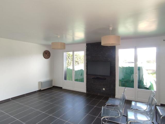 Location maison, m² T 3 à Bloye, 1 158 €