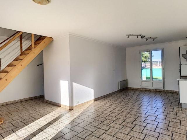 Location maison, m² T 3 à Ingré, 810 €