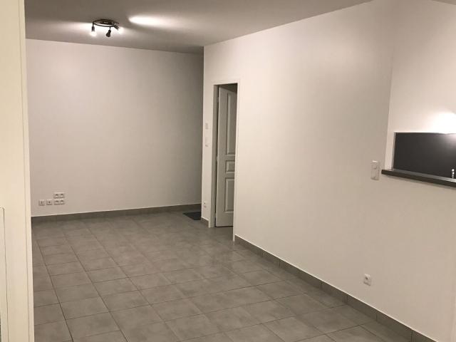 Location maison, m² T 3 à Langon, 890 €