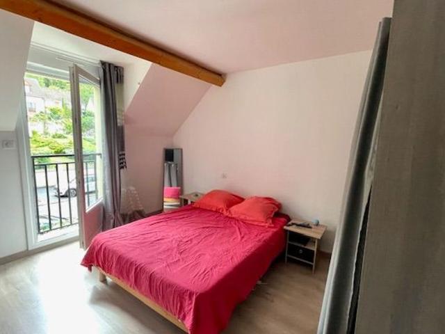 Location maison, m² T 3 à Mézières sur Seine, 1 060 €