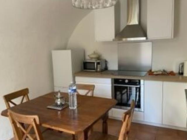 Location maison, m² T 3 à Remoulins, 695 €