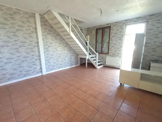 Location maison, m² T 3 à Sanvignes les Mines, 595 €