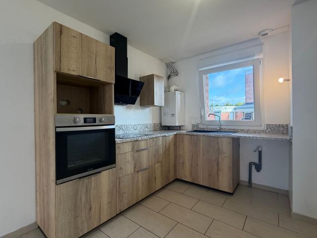 Location maison, m² T 4 à Valenciennes, 899 €