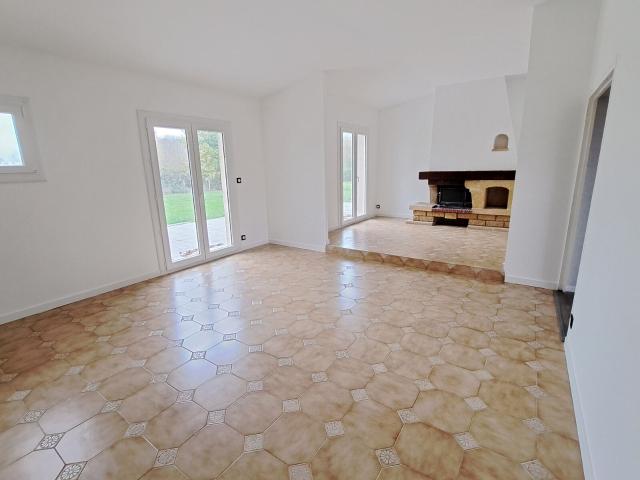 Location maison, m² T 4 à Bressols, 1 100 €