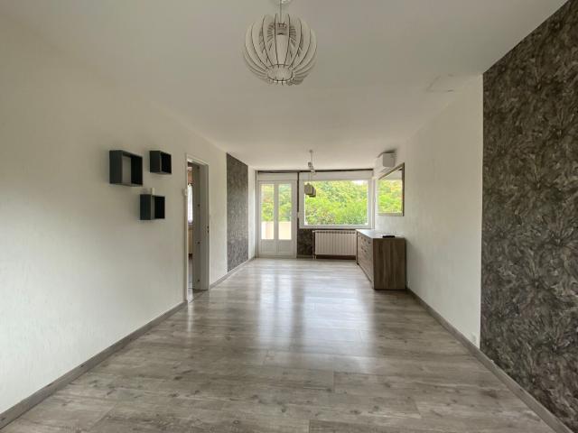 Location maison, m² T 4 à Castres, 720 €