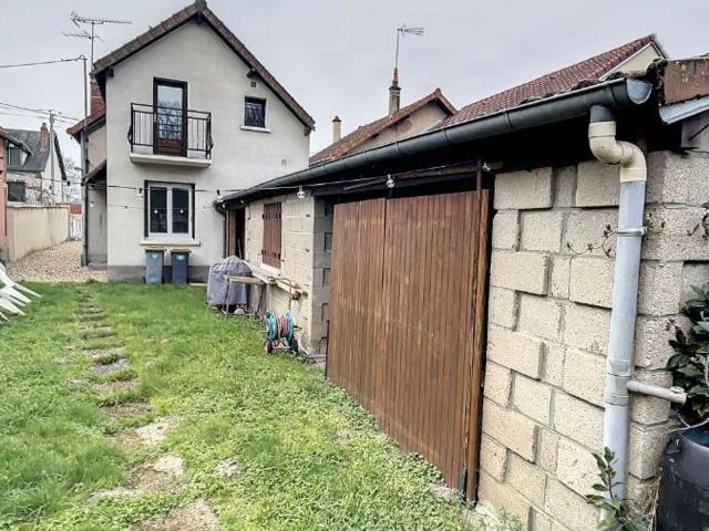 Location maison, m² T 4 à Chabris, 570 €