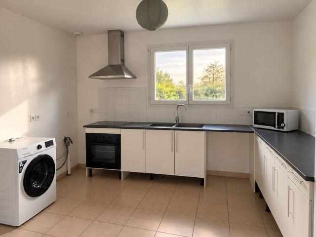 Location maison, m² T 4 à Cissac Médoc, 700 €