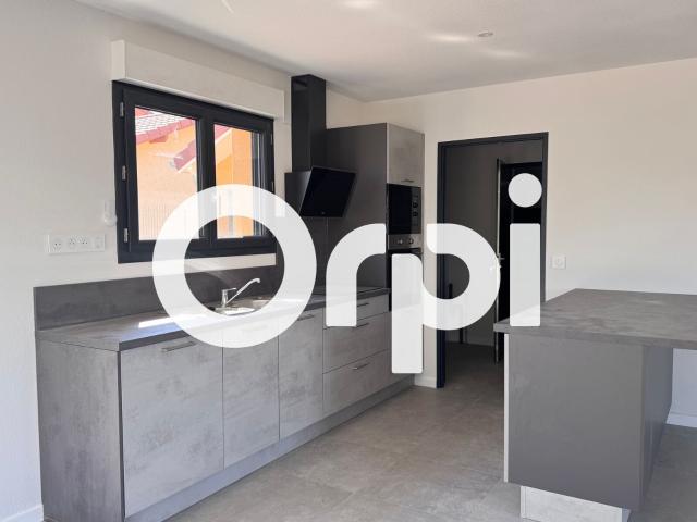 Location maison, m² T 4 à Commelle, 1 215 €
