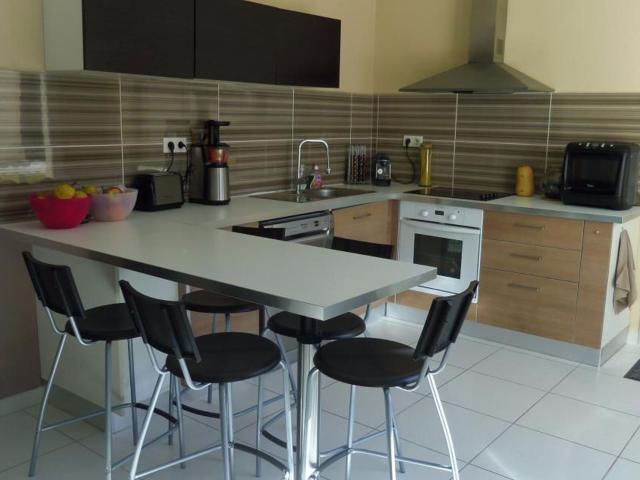 Location maison, m² T 4 à Clarensac, 1 164 €