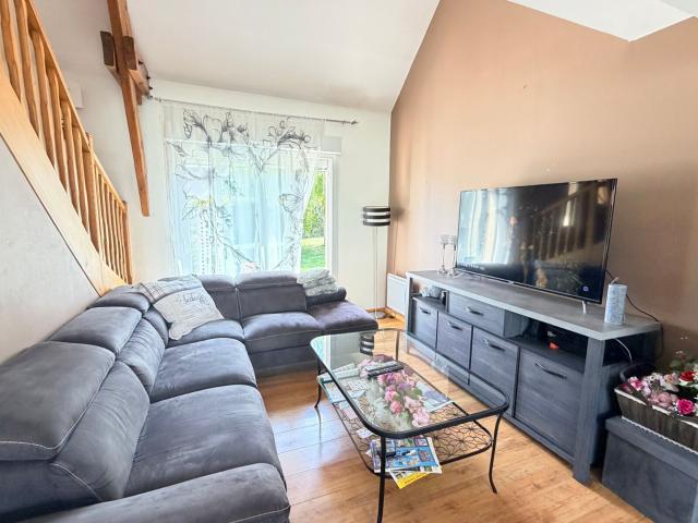 Location maison, m² T 4 à Dormans, 950 €