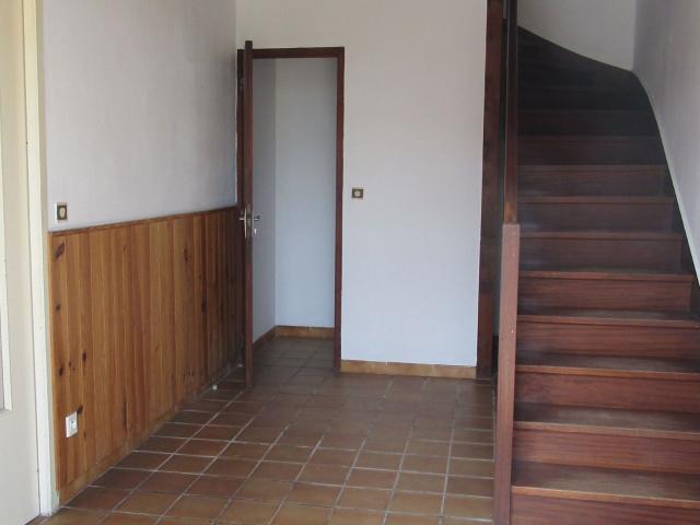 Location maison, m² T 4 à Galiax, 660 €