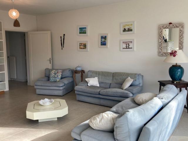 Location maison, m² T 4 à Gradignan, 1 462 €