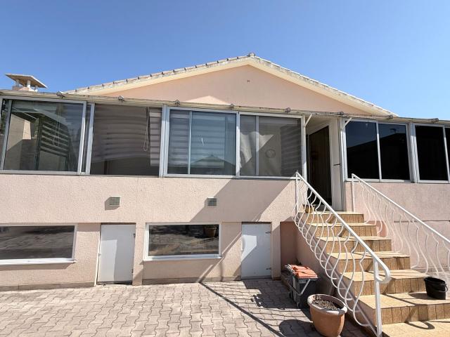 Location maison, m² T 4 à Lattes, 1 490 €