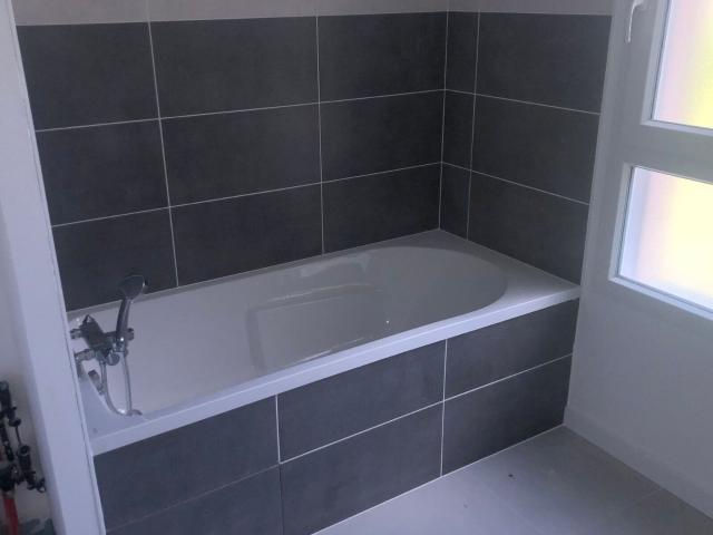 Location maison, m² T 4 à Les Avenières, 1 175 €