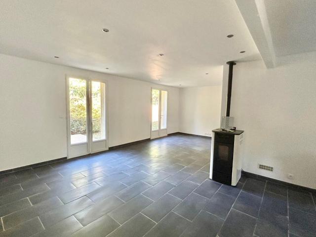 Location maison, m² T 4 à Marsaneix, 860 €