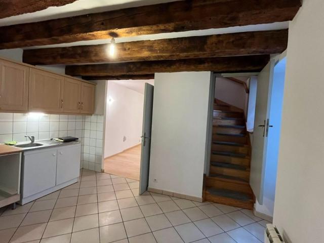 Location maison, m² T 4 à Mende, 563 €