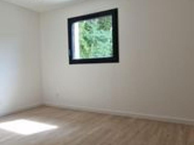 Location maison, m² T 4 à Moye, 1 900 €