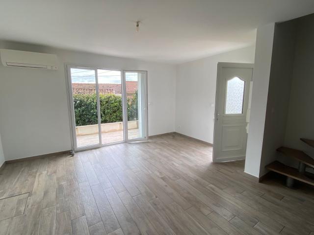Location maison, m² T 4 à Ollioules, 1 500 €