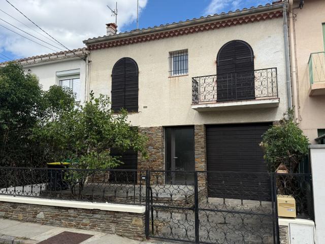 Location maison, m² T 4 à Perpignan, 1 060 €