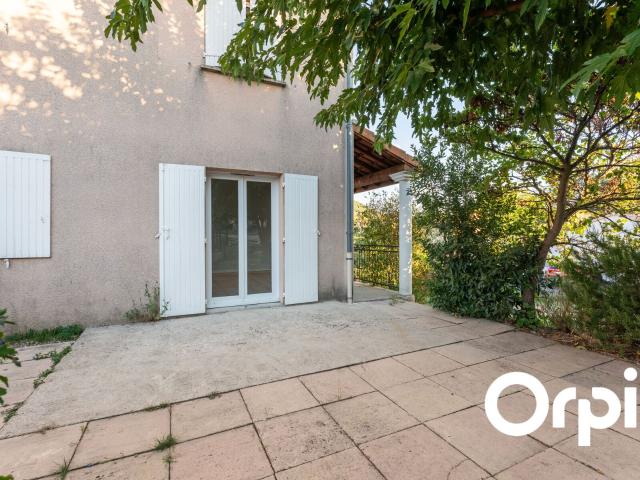 Location maison, m² T 4 à Privas, 985 €