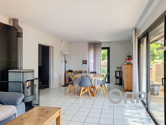 Location maison, m² T 4 à Rigarda, 1 100 €