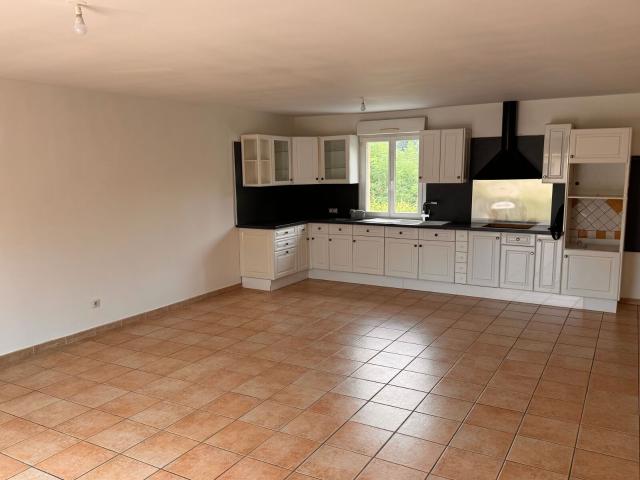 Location maison, m² T 4 à Robiac Rochessadoule, 900 €