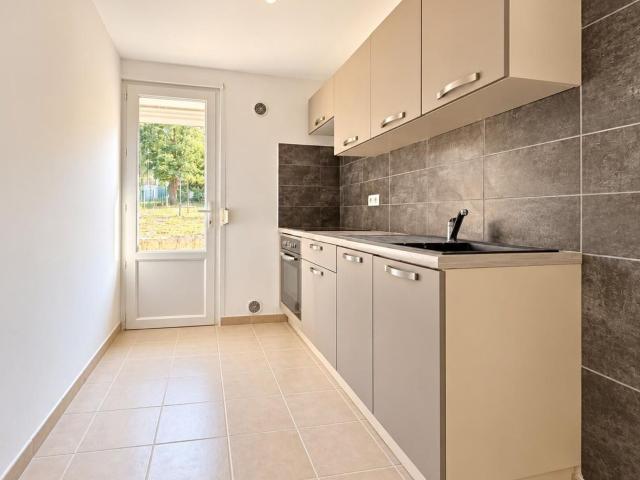 Location maison, m² T 4 à Saint Quentin, 800 €