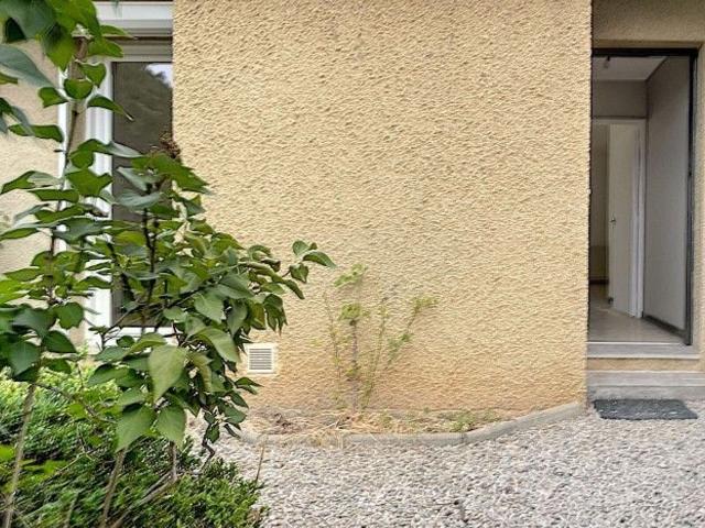 Location maison, m² T 4 à Salon de Provence, 1 250 €