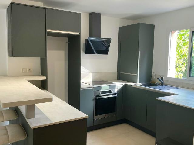 Location maison, m² T 4 à Sérézin du Rhône, 1 350 €