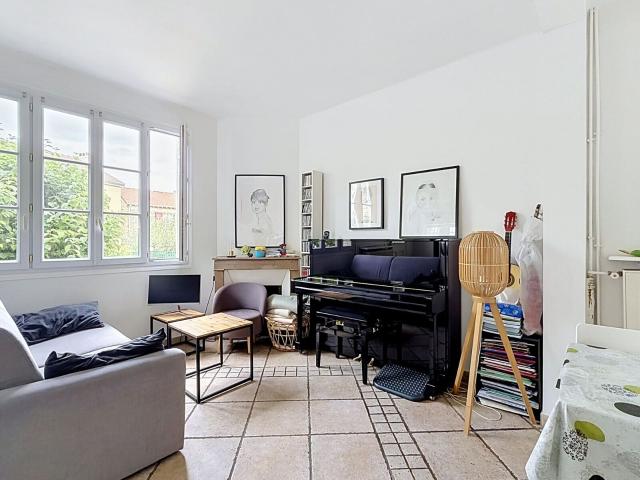 Location maison, m² T 4 à Suresnes, 2 830 €