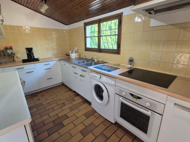 Location maison, m² T 5 à Istres, 1 500 €