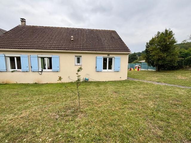 Location maison, m² T 5 à Le Meux, 1 170 €